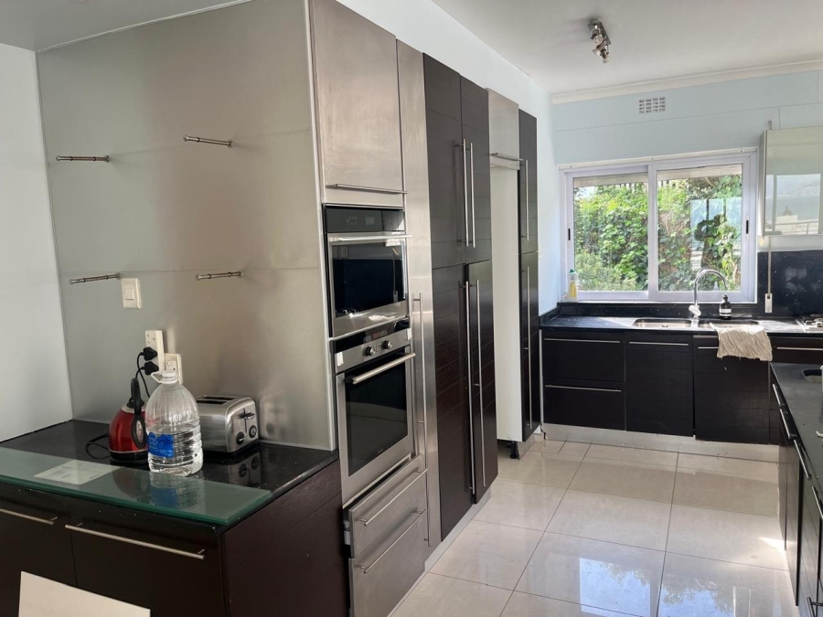 To Let 4 Bedroom Property for Rent in Big Bay Western Cape